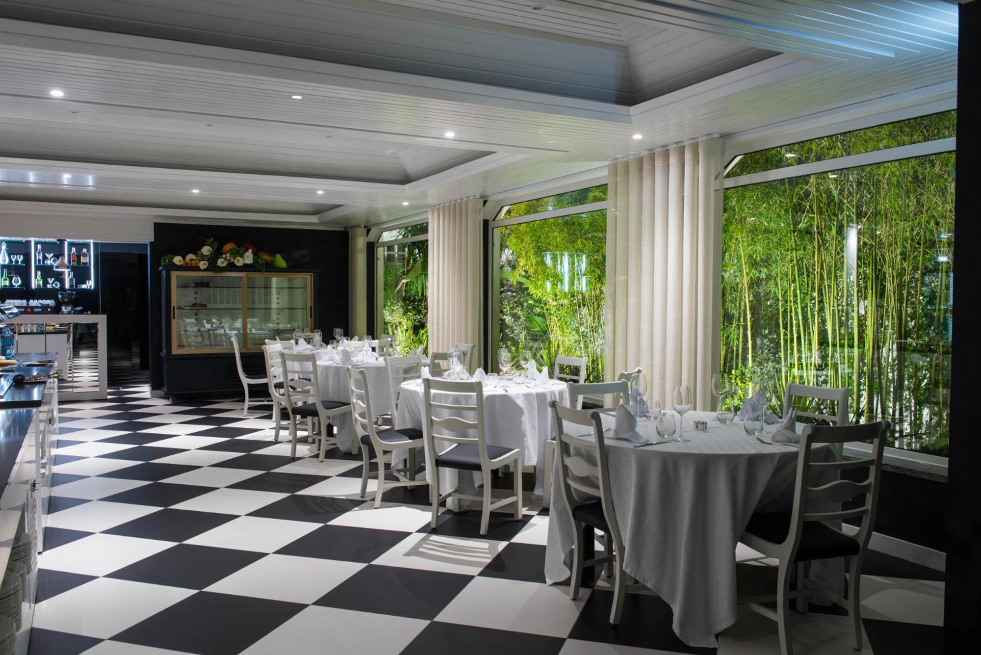 Hotel Cristal Marinha Маріня-Гранде Екстер'єр фото